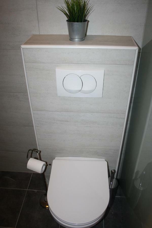 Studio Apartman Centar Dakovo Exterior foto